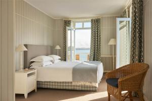 Hotels Le Grand Hotel des Bains & Spa - Bretagne : Chambre Double Supérieure - Vue sur Mer