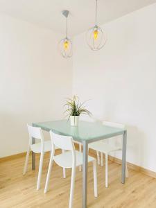 Betis a la Orilla del Guadalquivir & Vistas a la Giralda