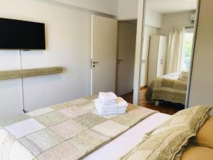 Avenida Federico Lacroze 3-5