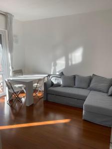 Bike & Sea under castle dreams at Finalborgo