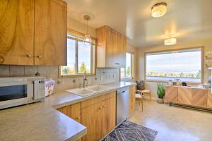 Port Angeles Pad Less Than 1 Mi to Olympic Natl Park