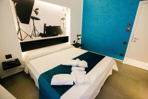 Relais Piazza Del Plebiscito B&B