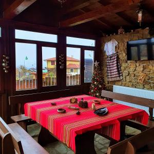 Къща за гости Песента на колелетата - Жеравна