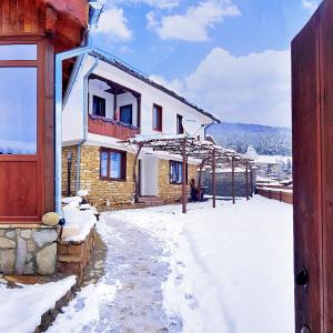 Къща за гости Песента на колелетата - Жеравна