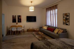 The Vienna Stay by Radiant