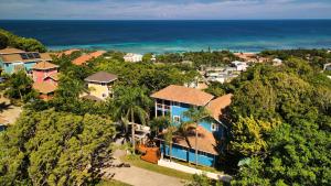 Incredible Ocean Views From Both Sides Of This Hill Top Home,