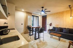 Tribu 205 Magical 1BR APT minutes from the Sea 50MB WIFI