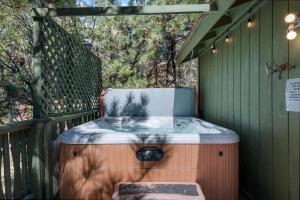 Canyon Crest View - Close to Lake and Slopes