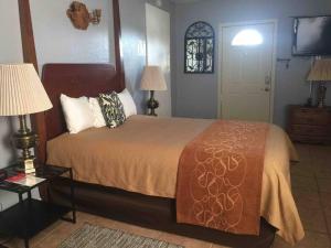 A Smaller Piece of Heaven, Near by Lackland AFB