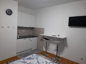 Apartman 407