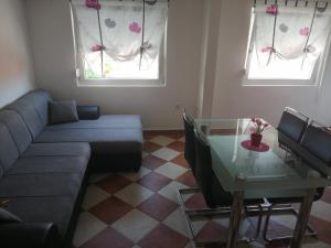 Apartments with parking space Vir - 20183