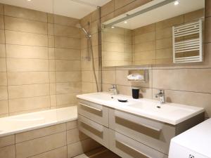 Appartement de Standing 6 Pers. - Résidence Neuve Centre des Gets với Garage et Balcon - FR-1-623-328