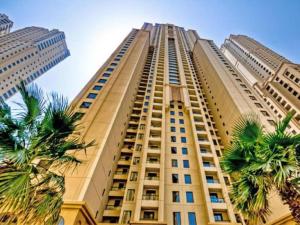 JBR - Apartment plus maid