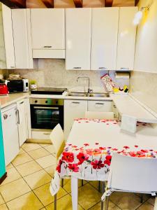 Central Apartment Private Parking Terrace & AC