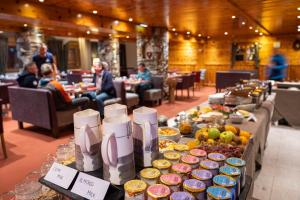 Hotels Hotel L'Aiguille Percee : photos des chambres