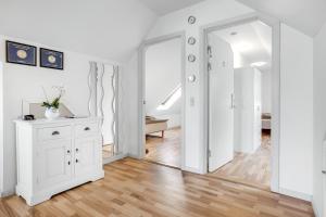 Storms stay - Near MCH & BOXEN