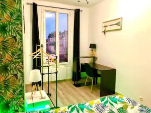 Appartements Le Led Room,Centre ville place de parking gratuite : photos des chambres