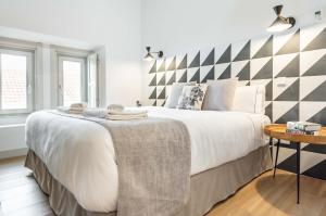 Penthouse with private rooftop in the heart of Malaga by REMS