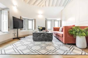 Penthouse with private rooftop in the heart of Malaga by REMS