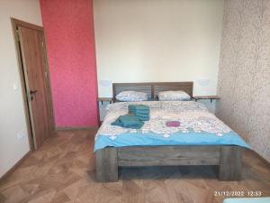 1bdr flat close to the center