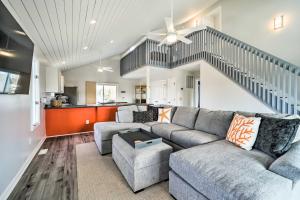 Oceanside Oak Island Getaway For Families and Pets!