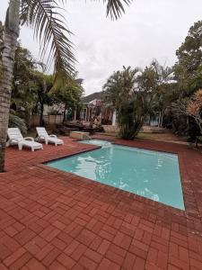 Broadway Shark Guest House