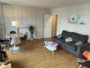 Appartements L'Eutopia au coeur de Chablis, parking gratuit : photos des chambres