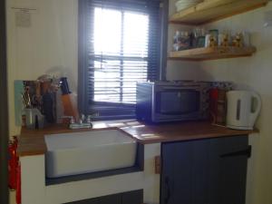 Ryans Retreat, Bowness on Solway perfect for a break when walking Hadrians Wall with a hot tub