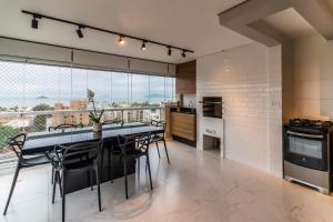 Apto Lazer de clube Praia da Enseada Guarujá