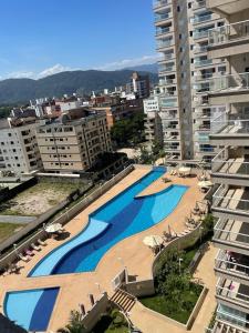 Apto Lazer de clube Praia da Enseada Guarujá