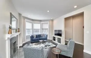 St Louis 2BD 2BA, Forest park, BJ Hospital, Science Center, eats - Bellerive