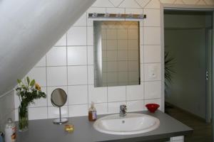 Maisons de vacances La Fontenelle - Lovely Holiday House with Swimming Pool : photos des chambres