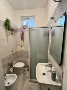 Vomero House with Free Parking 410 cm