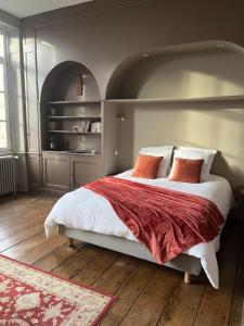 B&B / Chambres d'hotes Mercier de Montigny - Les Chambres du Beffroi : photos des chambres