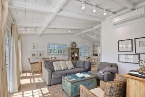Walk to Beach, Patio with Ocean View, AC