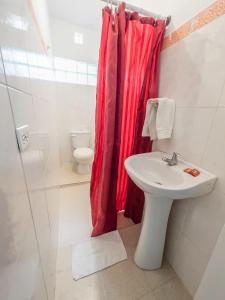 2CB-4 APARTAMENTO DE 2 ALCOBAS EN EL CENTRO HISTORICO CON AIRE ACONDICIONADO Y WIFI