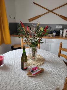 Maisons de vacances Maison neuve au calme : photos des chambres