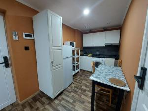 Appartements chambre tres confortable et acclimatee : photos des chambres