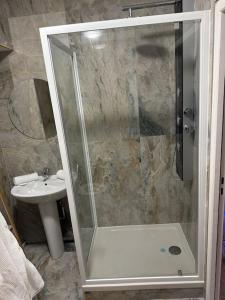 Appartements Golden Love - Jacuzzi parking : photos des chambres