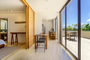 403 Stunning rooftop apartment for couples wprivate pool