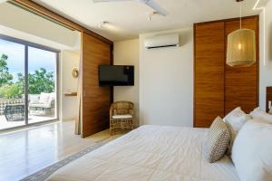 403 Stunning rooftop apartment for couples wprivate pool