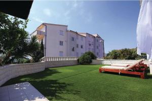 Ocean Luxe Apartment