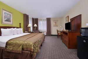 Regency Inn Geneseo IL