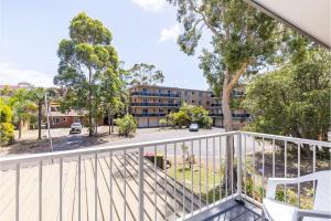 2 10 Catalina Close Walk to Shoal Bay Beach
