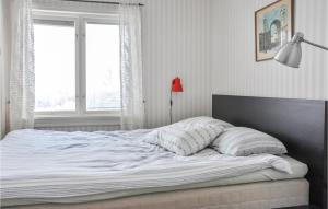 2 Bedroom Amazing Home In Rottneros