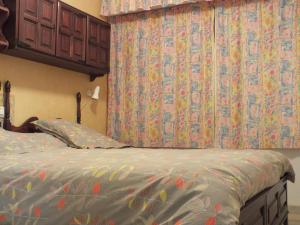 Apartamento en Primera Línea de Playa con Piscina y Terraza en Roses - ES-204-5