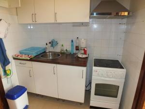 Apartamento para 4 con terraza y piscina a 50m de la playa - ES-204-28