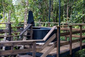 Hermoso domo en altura entre el bosque nativo + tinaja privada