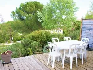 Maison Duplex 5p avec Terrasse, WIFI et Parking, Grospierres - FR-1-382-86 - 格罗斯皮耶尔雷