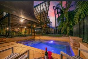 ZenLux: 3-Story Corporate Golf Retreat + PoolBBQ